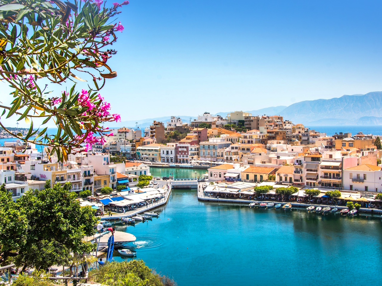 Spinalonga Island Guided Day Trip with Lunch & Wine